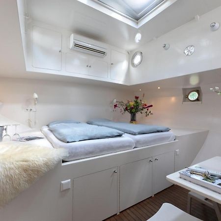 Houseboat Volle Maan Bed & Breakfast Amsterdam Ngoại thất bức ảnh